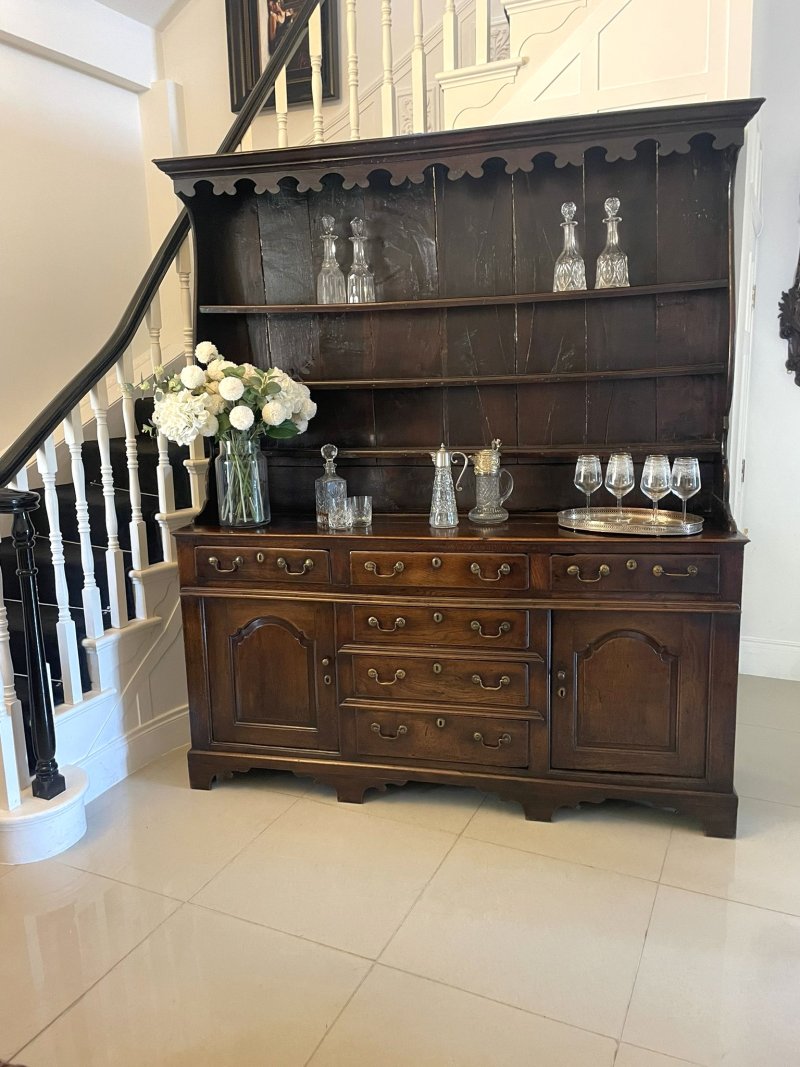 Antique George III Outstanding Quality Oak Welsh Dresser and Original Plate Rack - Image 4